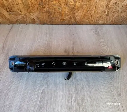 Citroen C5 Aircross Climate control/heater control trim 9828018177