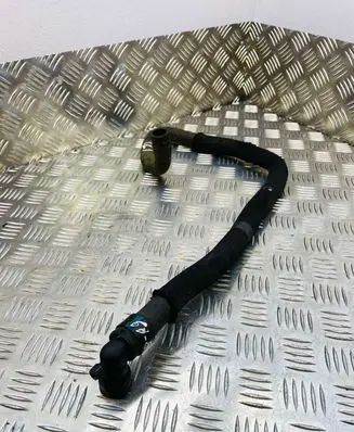 Peugeot Expert Engine coolant pipe/hose