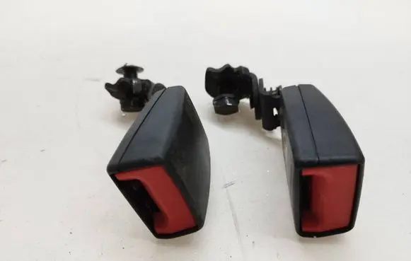 Audi A5 Sportback 8TA Rear seatbelt buckle 8T0857739H