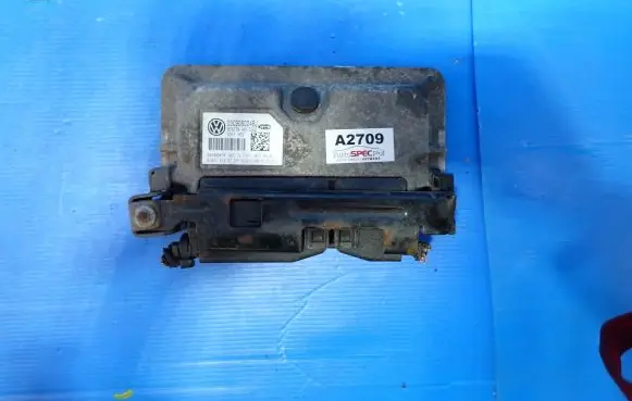 Volkswagen Polo V 6R Engine control unit/module 03C906024BJ