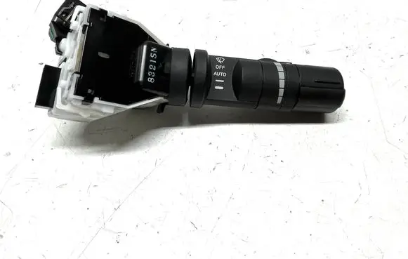 Nissan Qashqai Wiper control stalk 8321SN