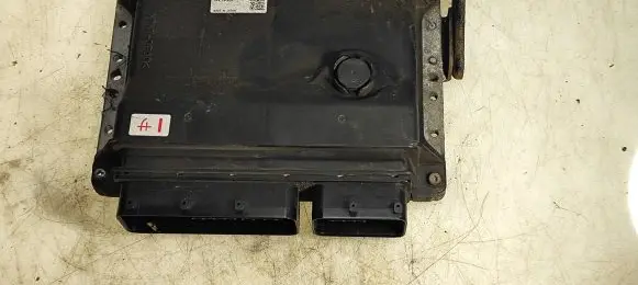Lexus IS 220D-250-350 Engine control unit/module 8966153701 1758009481