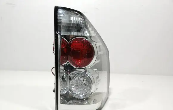 Mitsubishi Pajero Rear/tail lights