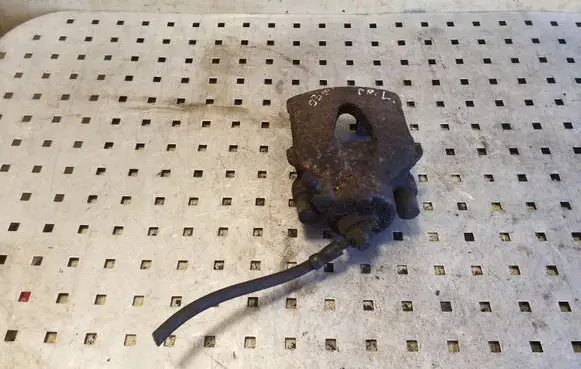 Volkswagen Polo Front brake caliper