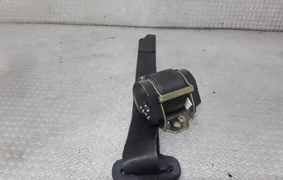 Peugeot 406 Front seatbelt A506224
