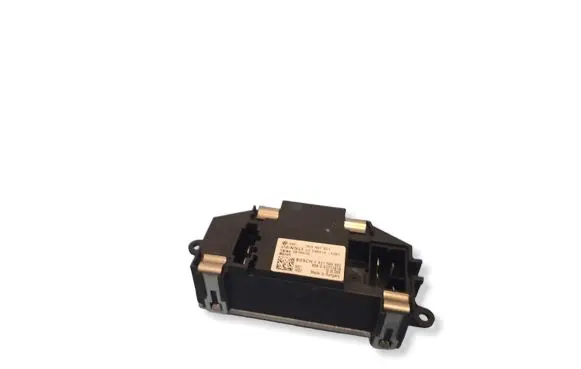 Volkswagen PASSAT B6 Heater blower motor/fan resistor 3C0907521
