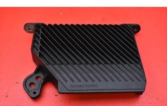 Volvo V60 Sound amplifier 32265526