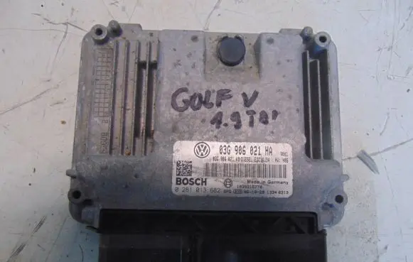 Volkswagen Golf V Engine control unit/module 03G906021HA