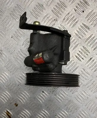 Mitsubishi Carisma Power steering pump 8200071050 26083376