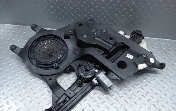 Citroen Berlingo Front door window regulator motor 9817212080 9817217680