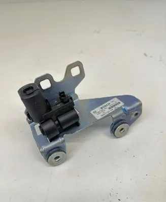 BMW 5 F10 F11 Tailgate window lock/catch/latch 
