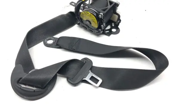 Toyota Aygo AB40 Front seatbelt