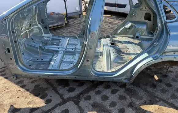 Hyundai Kona I Pillar (middle) LEW