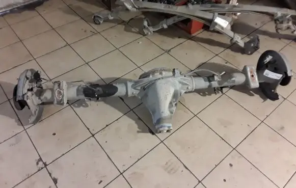 Volkswagen Amarok Rear axle beam 2H6500040F