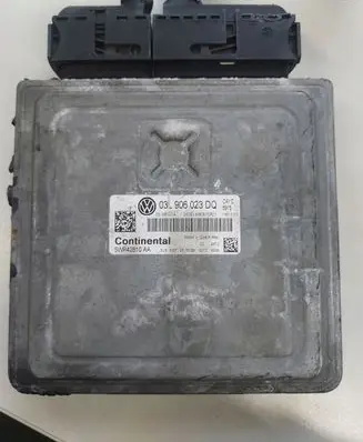 Volkswagen Golf VI Engine control unit/module 03L906023DQ