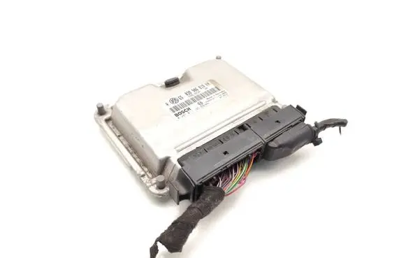 Volkswagen Bora Engine control unit/module 038906019KH 0281011195 1039S01971