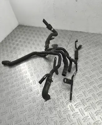 Engine coolant pipe/hose