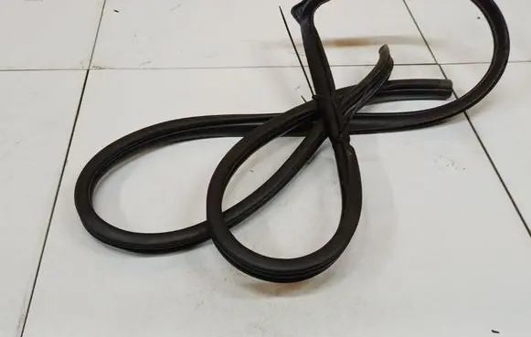 KIA Ceed Rubber seal front coupe door 