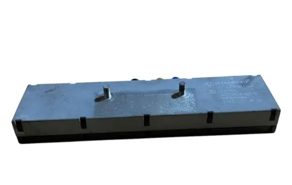 BMW Z4 E85 E86 Aerial antenna amplifier 65206912817 823745003 401722960133507