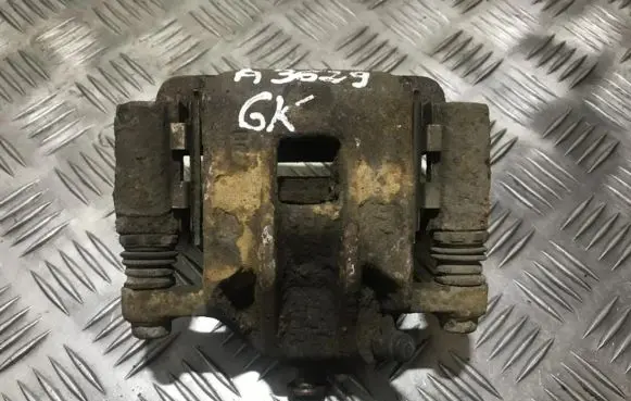 Hyundai Trajet Rear brake caliper