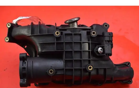 Jeep Grand Cherokee Intake manifold 70352450