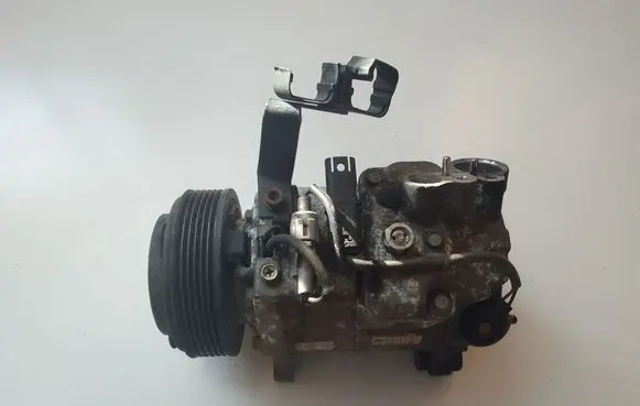 BMW 5 F10 F11 Air conditioning (A/C) compressor (pump) 6SBU14C