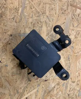 Volkswagen Golf IV ABS Pump 1C0907379C 00006061D3 10096003113
