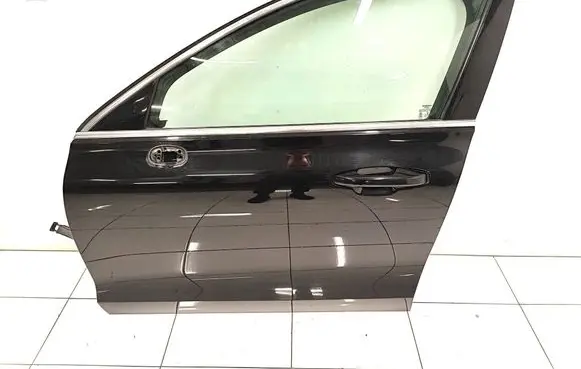 Volvo V60 Front door