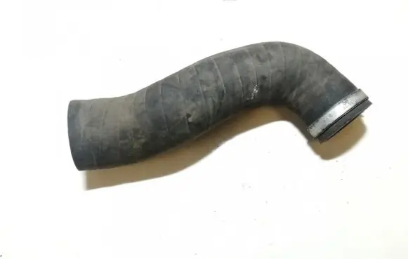 Volvo V70 Intercooler hose/pipe