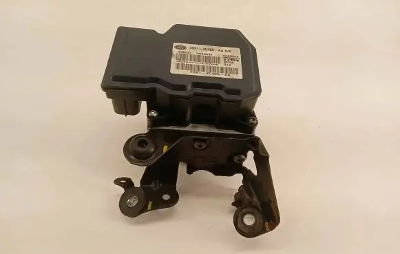 Ford Mondeo MK IV ABS Pump 7G912C405AA 54084874A 16565701