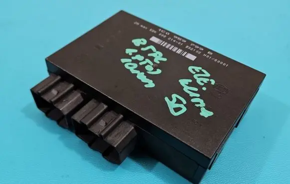 Volkswagen PASSAT B5.5 Central body control module 1C0959799B IMPRK1421200