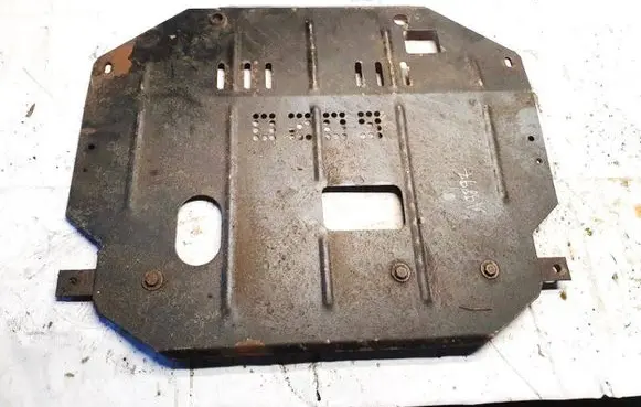 Chevrolet Captiva Engine splash shield/under tray