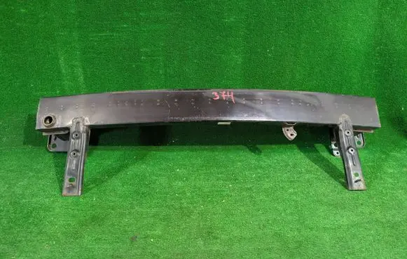 Hyundai i30 Front bumper support beam 