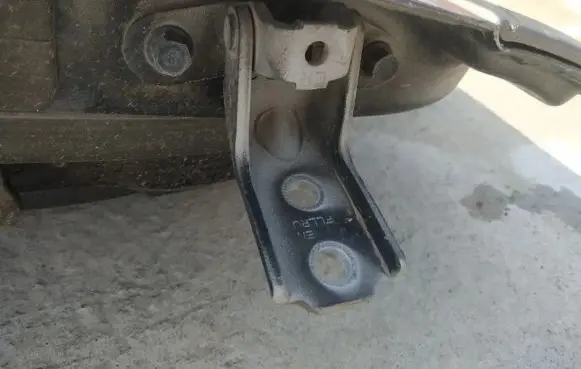Hyundai ix 55 Front door upper hinge