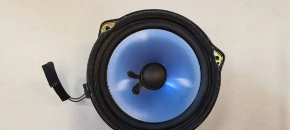 KIA Carens I Rear door speaker OK2FC66960