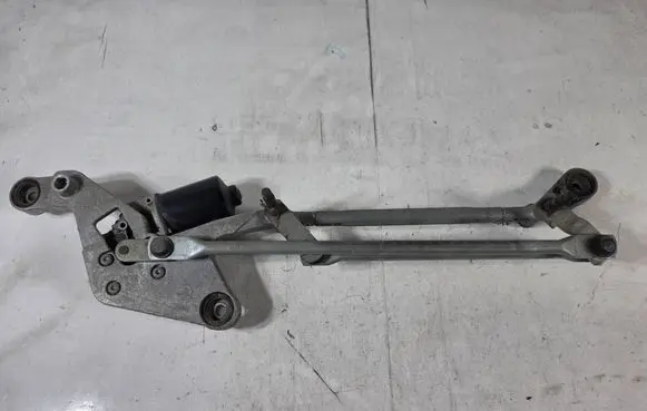 Mercedes-Benz Vito Viano W447 Front wiper linkage and motor W000051184