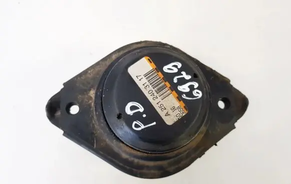 Mercedes-Benz ML W164 Engine mount bracket A2512403117 0658