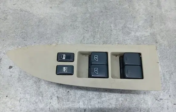 Infiniti FX Quarter vent window switch 80961CG000