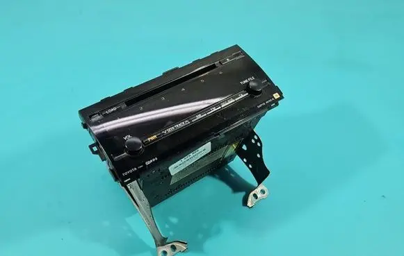 Toyota Prius (XW20) Radio/CD/DVD/GPS head unit 86120-47240 IMPRK1529966