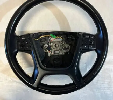 Volvo V70 Steering wheel 30778843 30778840