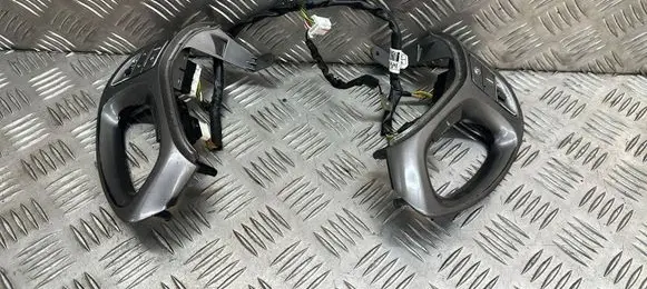 Hyundai ix35 Steering wheel buttons/switches 967002S305RJ5 967002S450RJ5