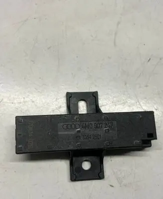 Audi A4 S4 B9 Keyless (KESSY) go control unit/module 4M0907247