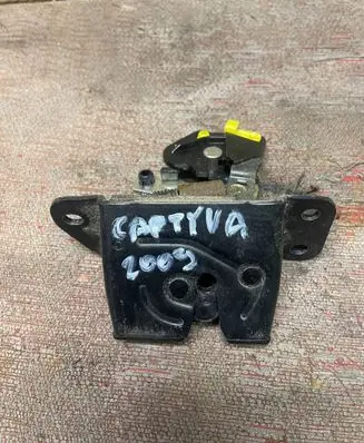 Chevrolet Captiva Tailgate/trunk/boot lock/catch/latch 10H26