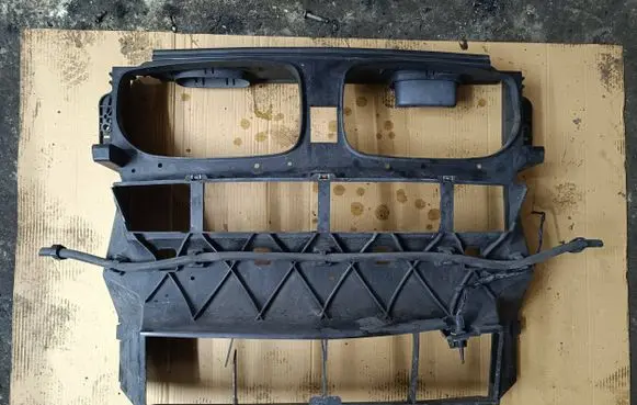 BMW X6 E71 Radiator support slam panel 7192758 10834110