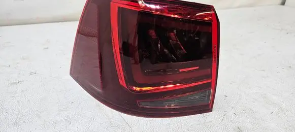 Seat Alhambra (Mk2) Rear/tail lights 7N5945207