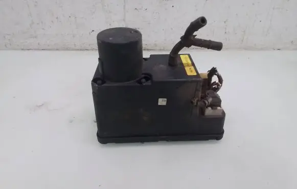 Audi A6 S6 C5 4B Central locking vacuum pump 4A0862257F