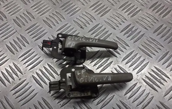 Honda Civic Front door interior handle BRAK