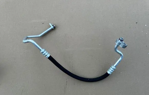 Audi Q3 F3 Air conditioning (A/C) pipe/hose 5QF816721J