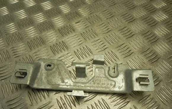Mercedes-Benz S W222 EGR valve cooler bracket A2228152031 VD18244