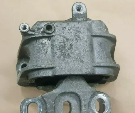 Audi A3 S3 A3 Sportback 8P Engine mount bracket 1K0199262AR